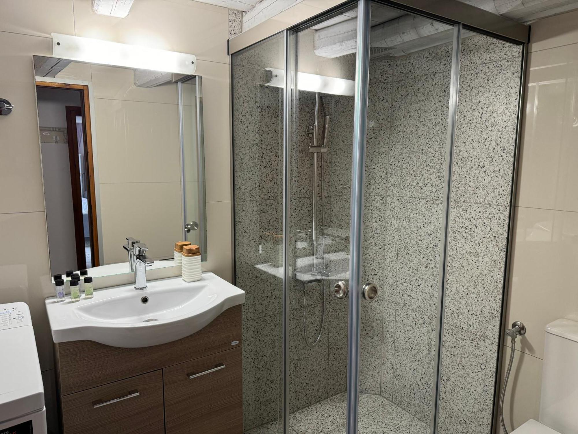 Avli Traditional Home With Private Jacuzzi Hersonissos  Bagian luar foto
